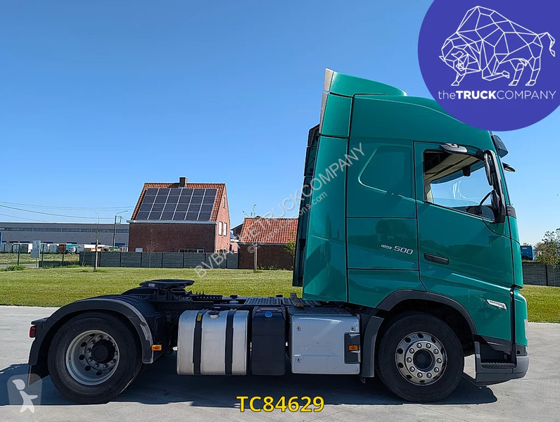 جرار Volvo 500