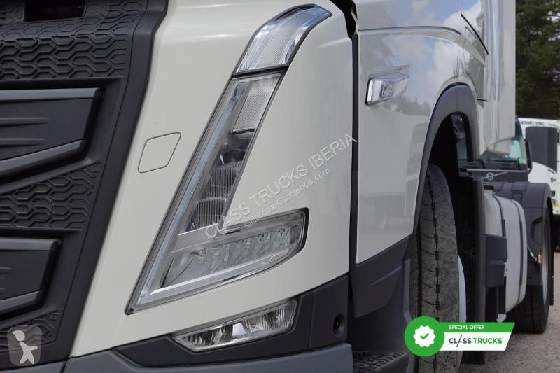 Tracteur Volvo 500 Globetrotter XL