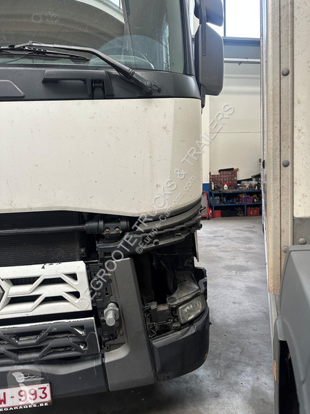 جرار Renault T 430