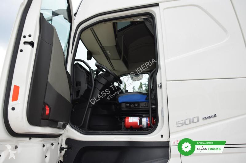 Тягач Volvo 500 Globetrotter XL