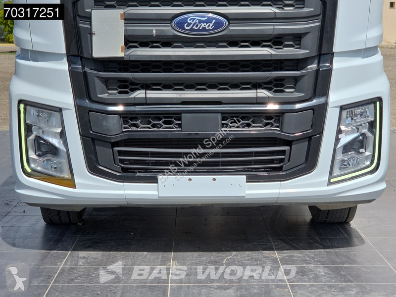 جرار Ford F-Max 500 4X2 Hydraulic Standklima...
