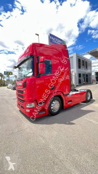 جرار Scania