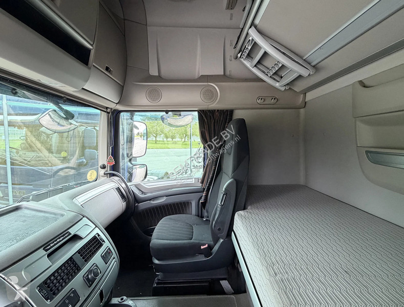 Trekker DAF XF  FT SSC 2X TANKS NEW SMART TACHO...