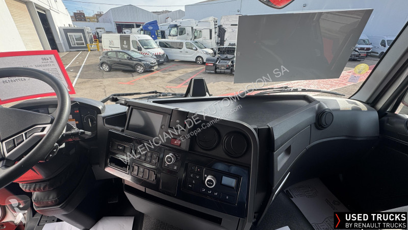 جرار Renault