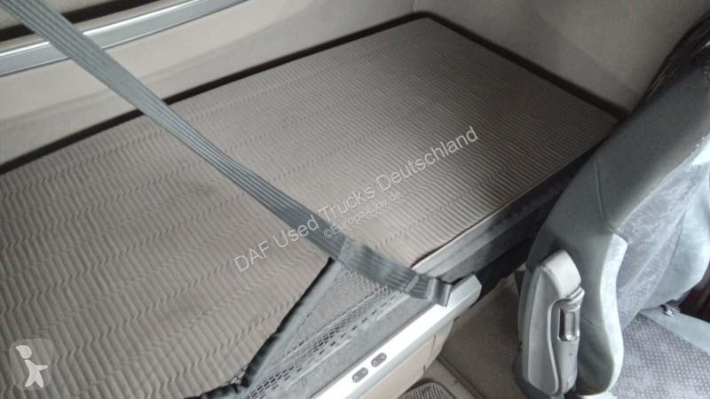 جرار DAF XG  FT 4X2