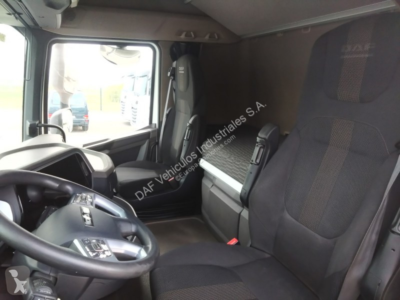 Tracteur DAF XFn  FT 4X2