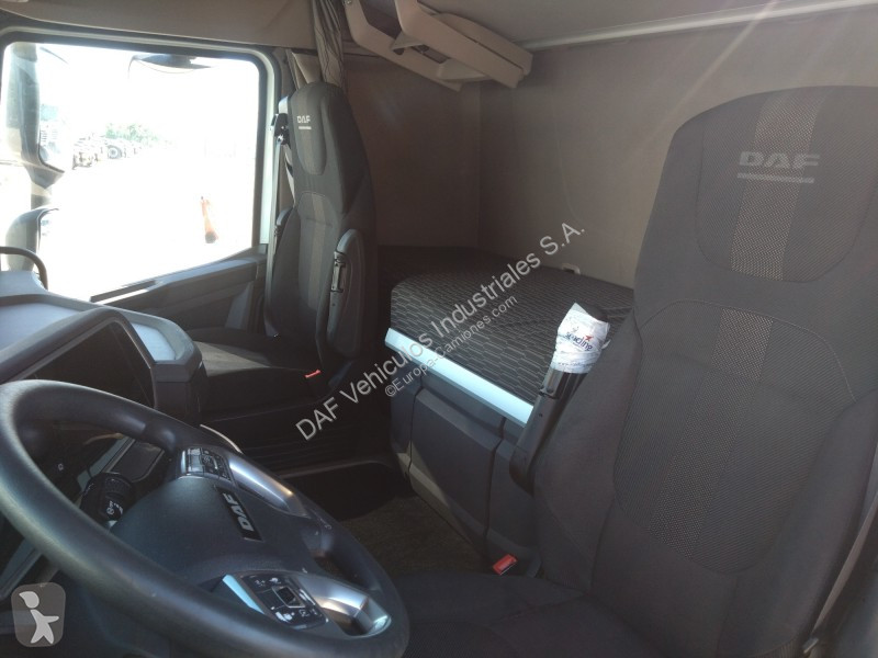 Tracteur DAF XFn  FT 4X2