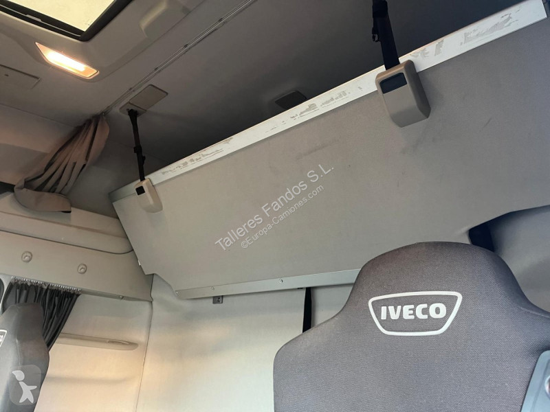 جرار Iveco  480 AUTOMATICO CON INTARDER