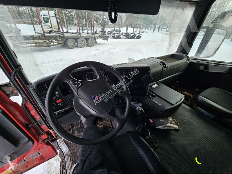 جرار Scania 420