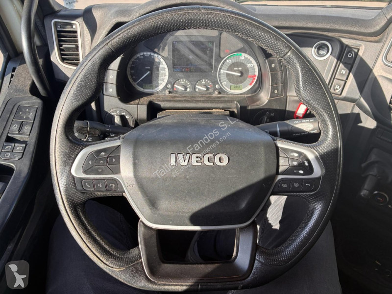Tracteur Iveco  490 AUTOM INTARDER, 24 MESES DE...