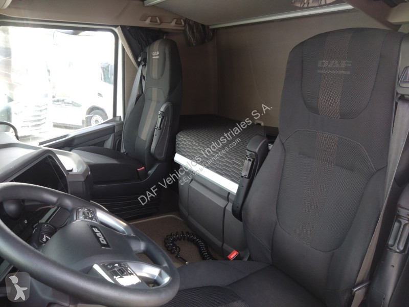 Tracteur DAF XFn  FT 4X2