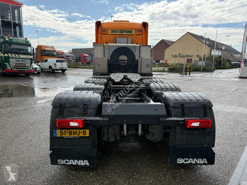 جرار Scania 490 10X4 EUO 6