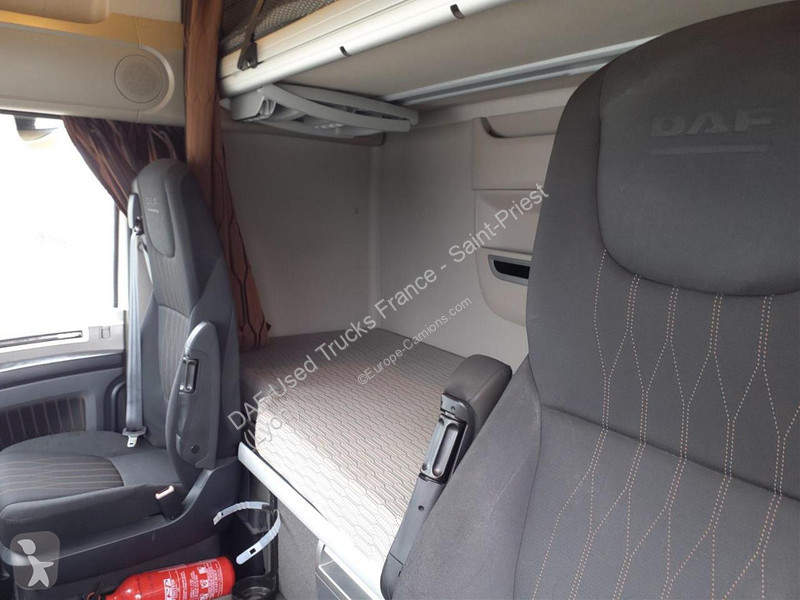 Tracteur DAF XF  FT 4X2