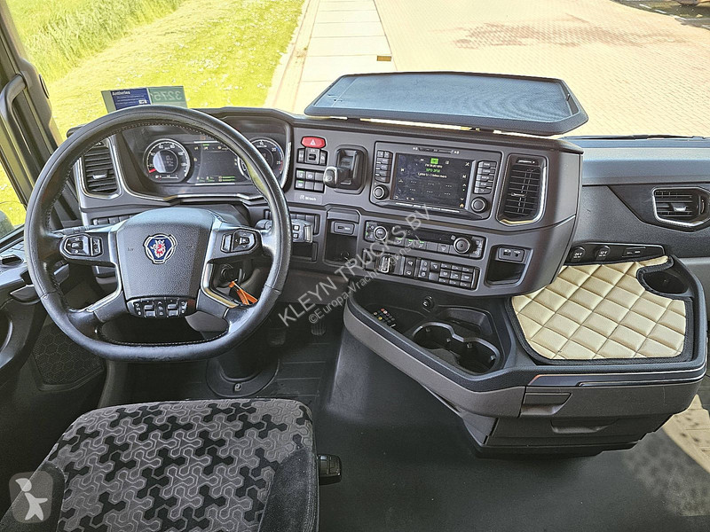 جرار Scania 500