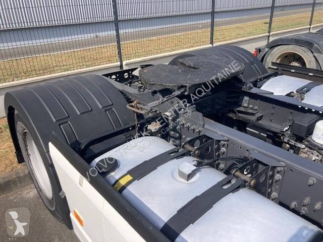 جرار Volvo