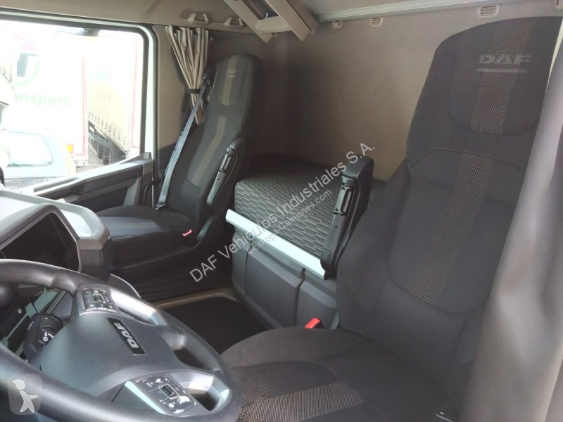 Nyergesvontató DAF n 480 FT 4X2