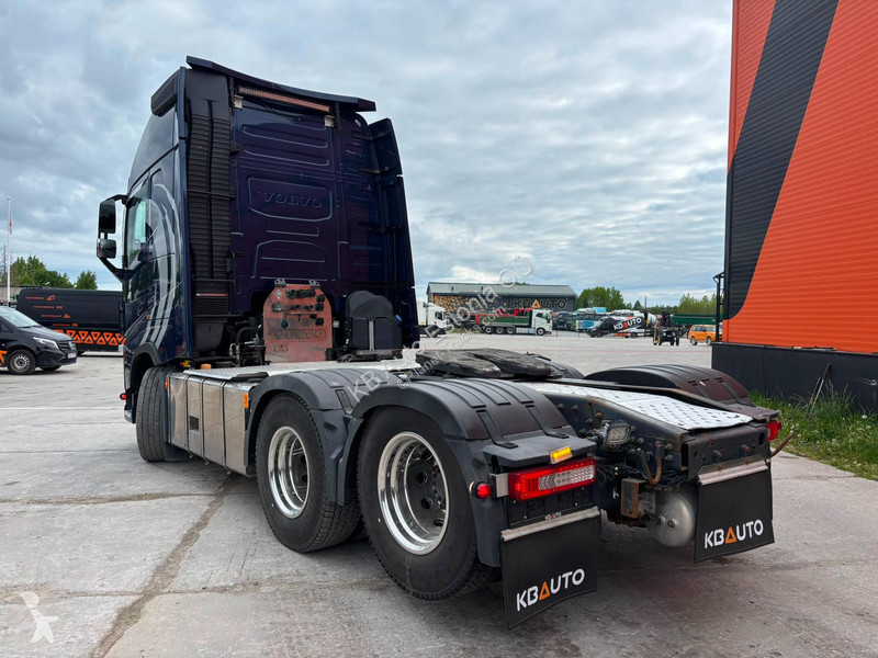 Traktor Volvo 6x4 GLOBE XL / RETARDER /...