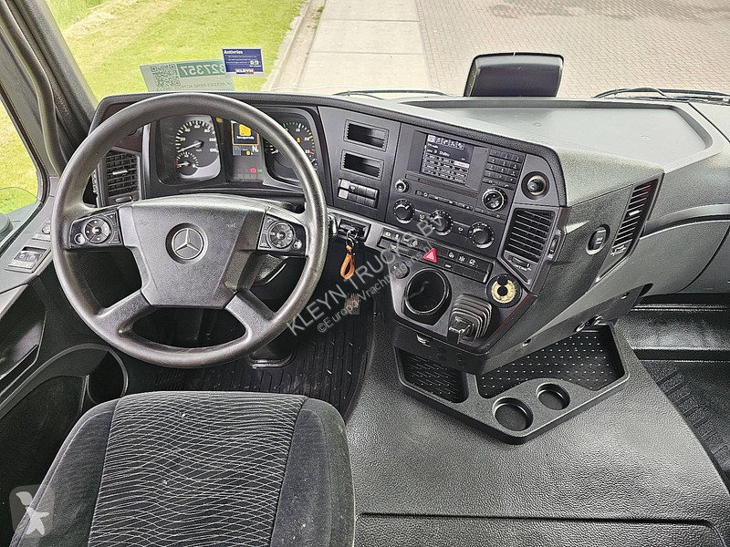جرار Mercedes ACTROS 1945