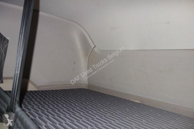 جرار DAF XG  FT 4X2