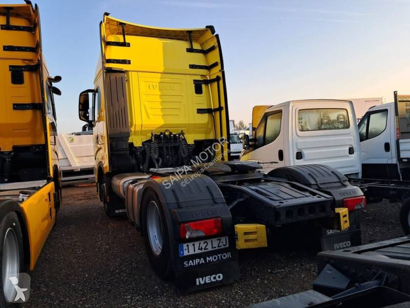 جرار Iveco