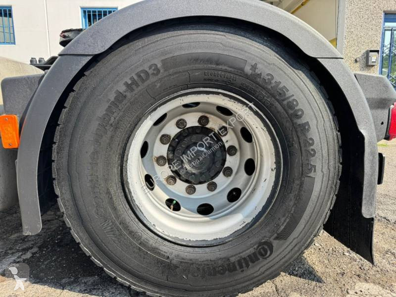 جرار Iveco