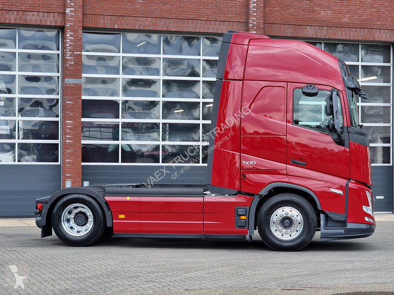 Traktor Volvo 13500 Aero Globetrotter XL 4x2 -...