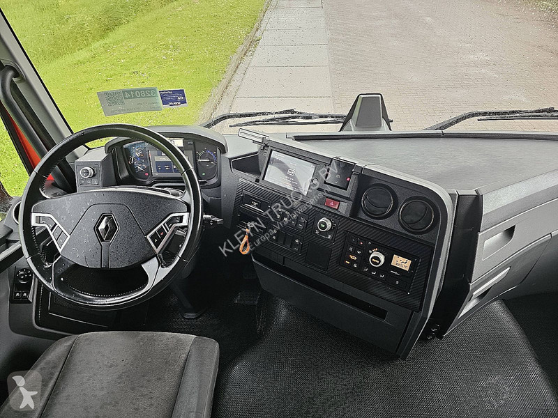 Trekker Renault T 520