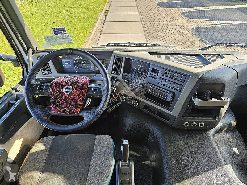جرار Volvo 11450 PTO+HYDR