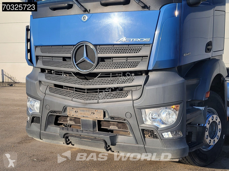 جرار Mercedes 1846 4X2 ClassicSpace Retarder...