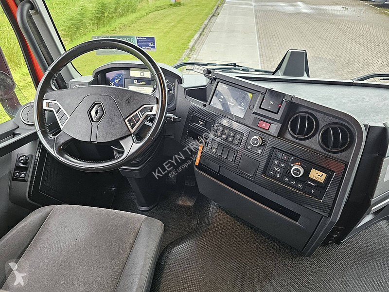 Traktor Renault T 520