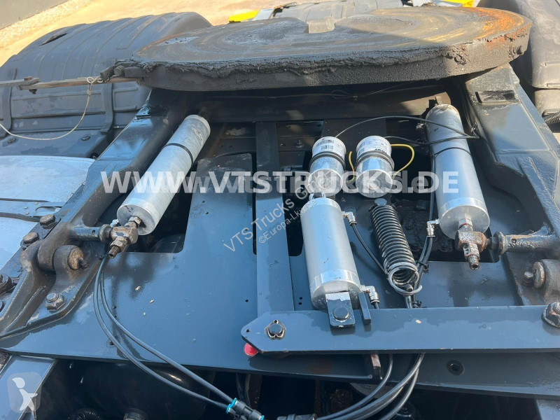 جرار Iveco 480 4x2 I Retarder Hubsattelplatte