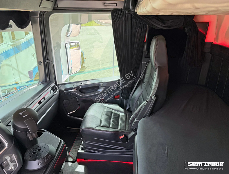 Trekker Scania S730 V8 NGS KING FU OPTIONS...