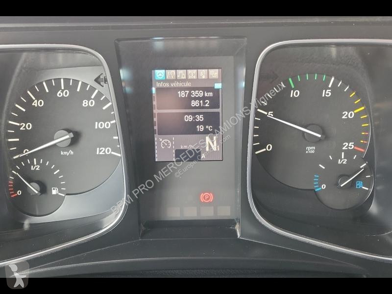 جرار Mercedes II 1842 StreamSpace 2.3m 6