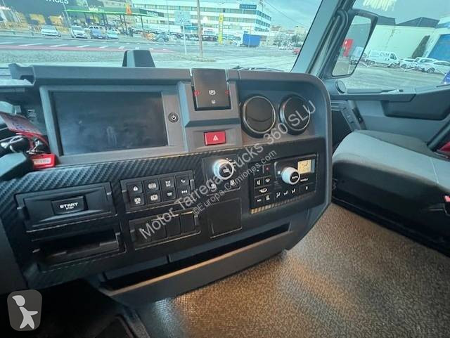 جرار Renault
