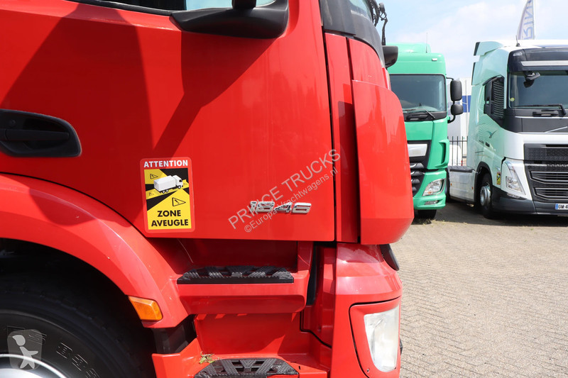 Trekker Mercedes 1846 * Hydraulic * 4x2 *