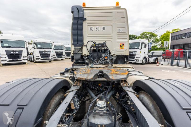 جرار Volvo GLOB 460+HYDR