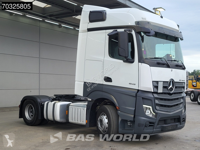 جرار Mercedes 1845 4X2 BigSpace 2xTanks Navi