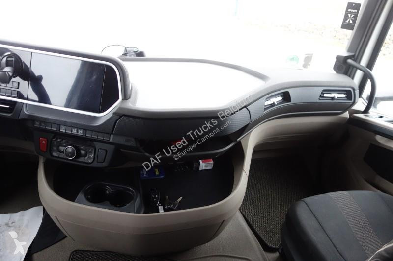 Тягач DAF XG  FT 4X2