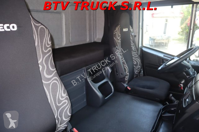 Tahač Iveco STRALIS
