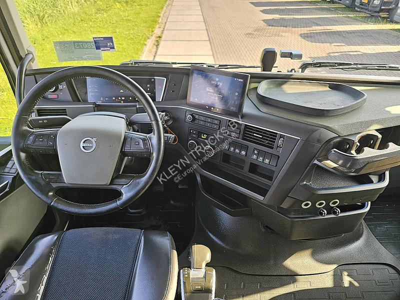 Cap tractor Volvo 500 XL