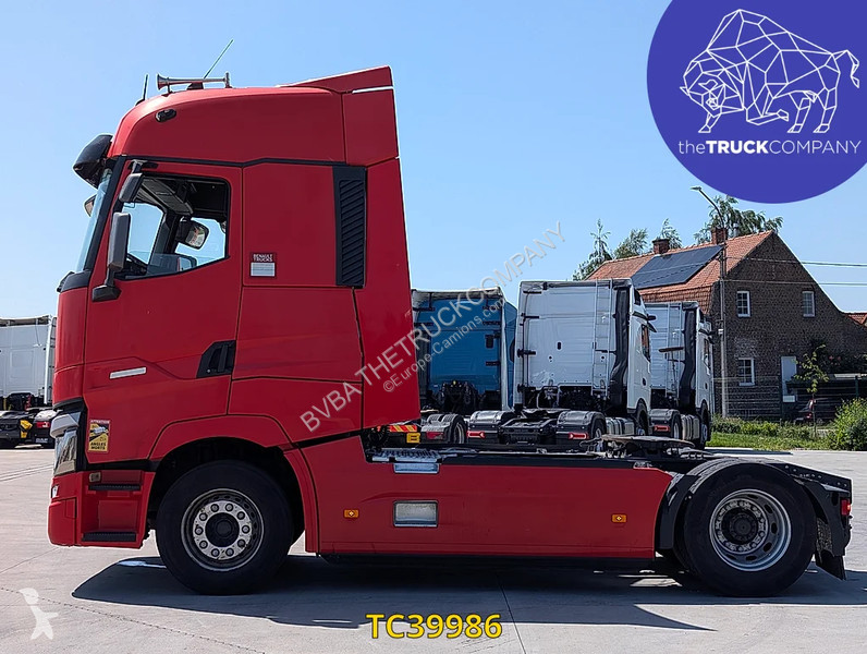 جرار Renault T 480