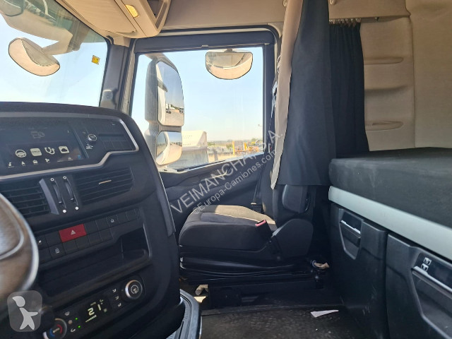 Cabeza tractora Iveco Stralis AS440S49T/P