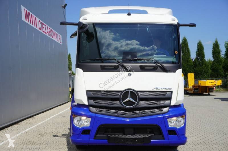 Влекач Mercedes