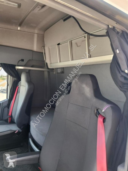 Traktor Renault 460 X ROAD TSeries