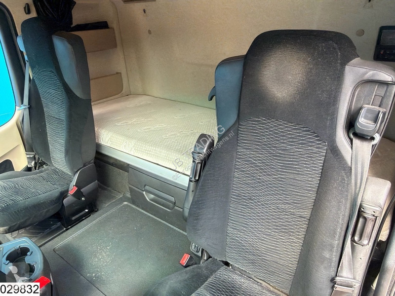 Tracteur Mercedes 1845 EURO 6