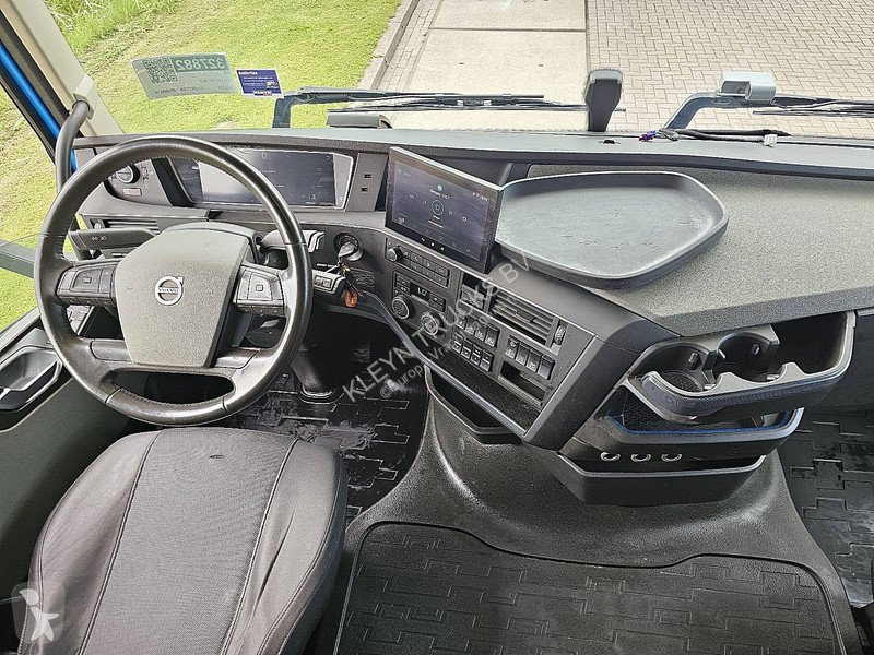 جرار Volvo 460 5 2X TANK VEB+ IPC