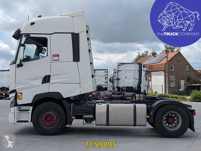 جرار Renault T 480