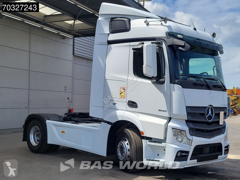جرار Mercedes 1842 4X2 StreamSpace Retarder 70%...