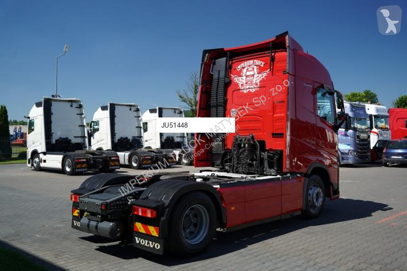 Cap tractor Volvo FH 500