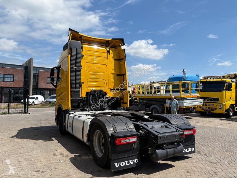 جرار Volvo FH 460 + NB chassis 2022 facelift +...